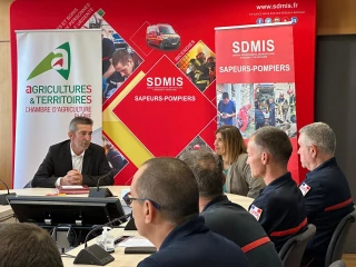 Les agriculteurs en renfort des pompiers