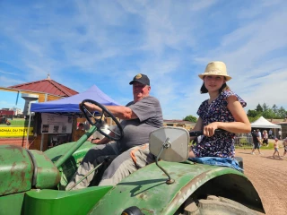 Passion marteau et clé à molette