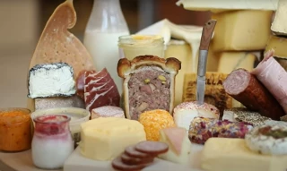 Fromages et charcuteries en majesté